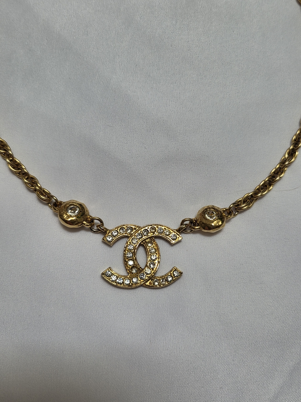Vintage Chanel Gold CC Logo Crystal Pendant Necklace - Picture 3 of 7